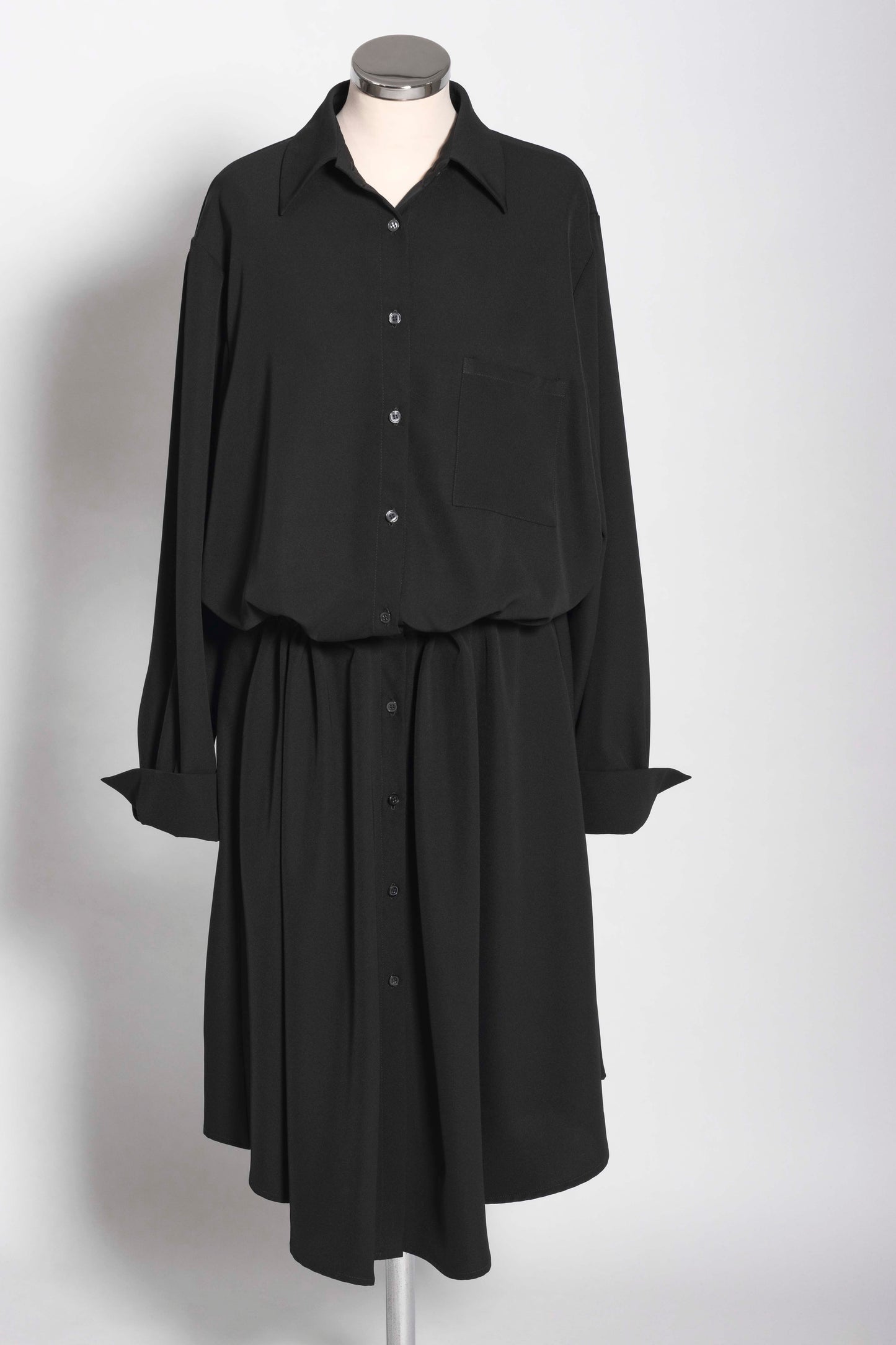 Abito a chemisir nero con coulisse