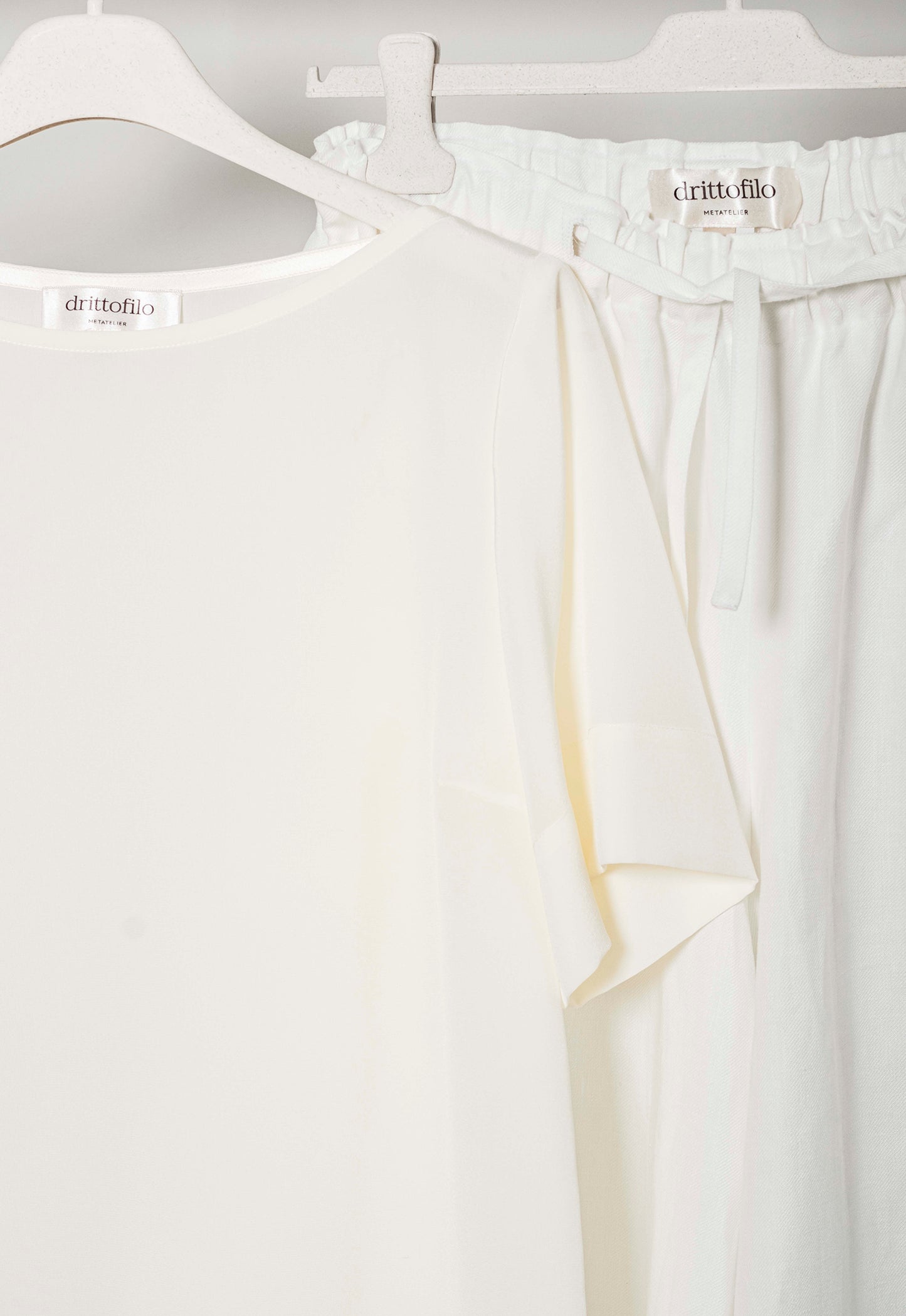Pantalone Yama "Pure White" con coulisse e risvolto