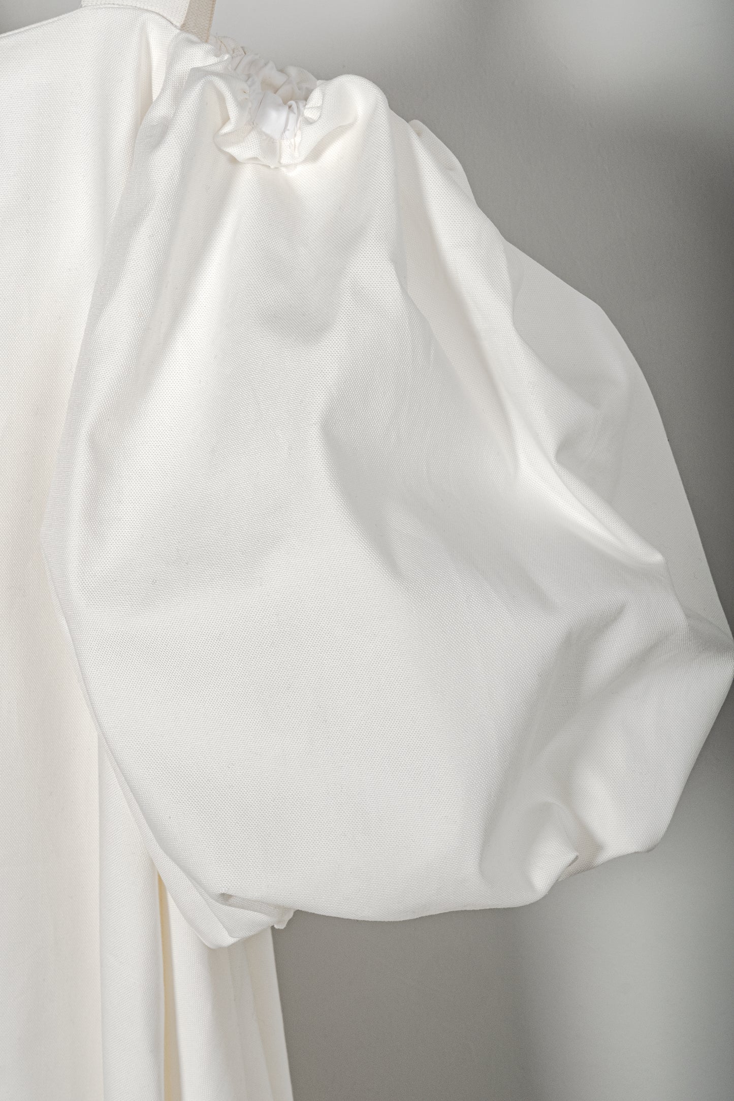 Abito Sposa con maniche a sbuffo
